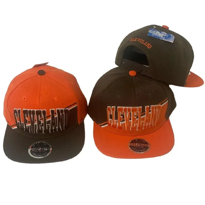 24 pieces Snap Back Flat Bill Hat [cleveland B/o] Diagonal Splitcolor Front – Baseball Caps & Snap Backs
